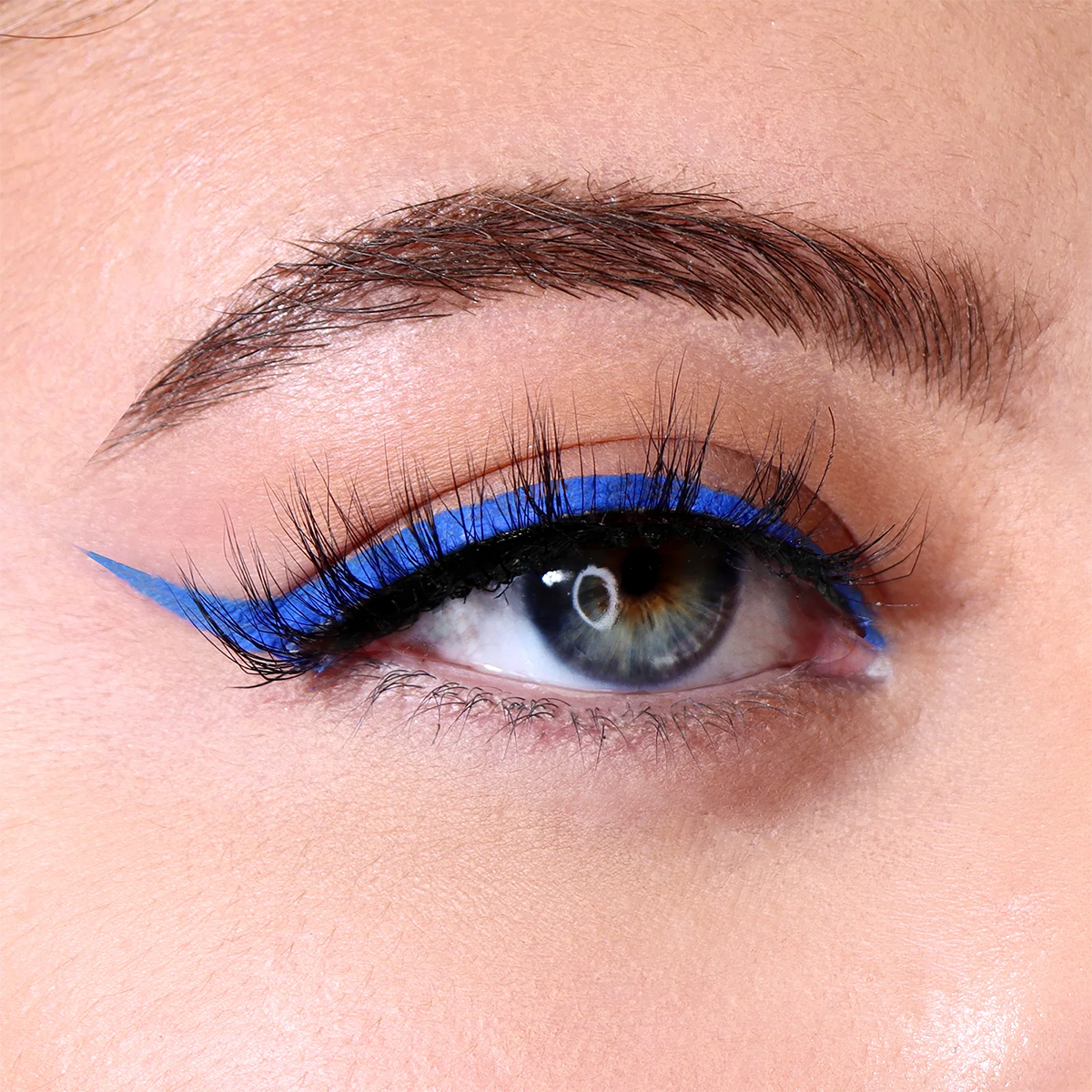 Eye Catching Dip Liner 6, Blue