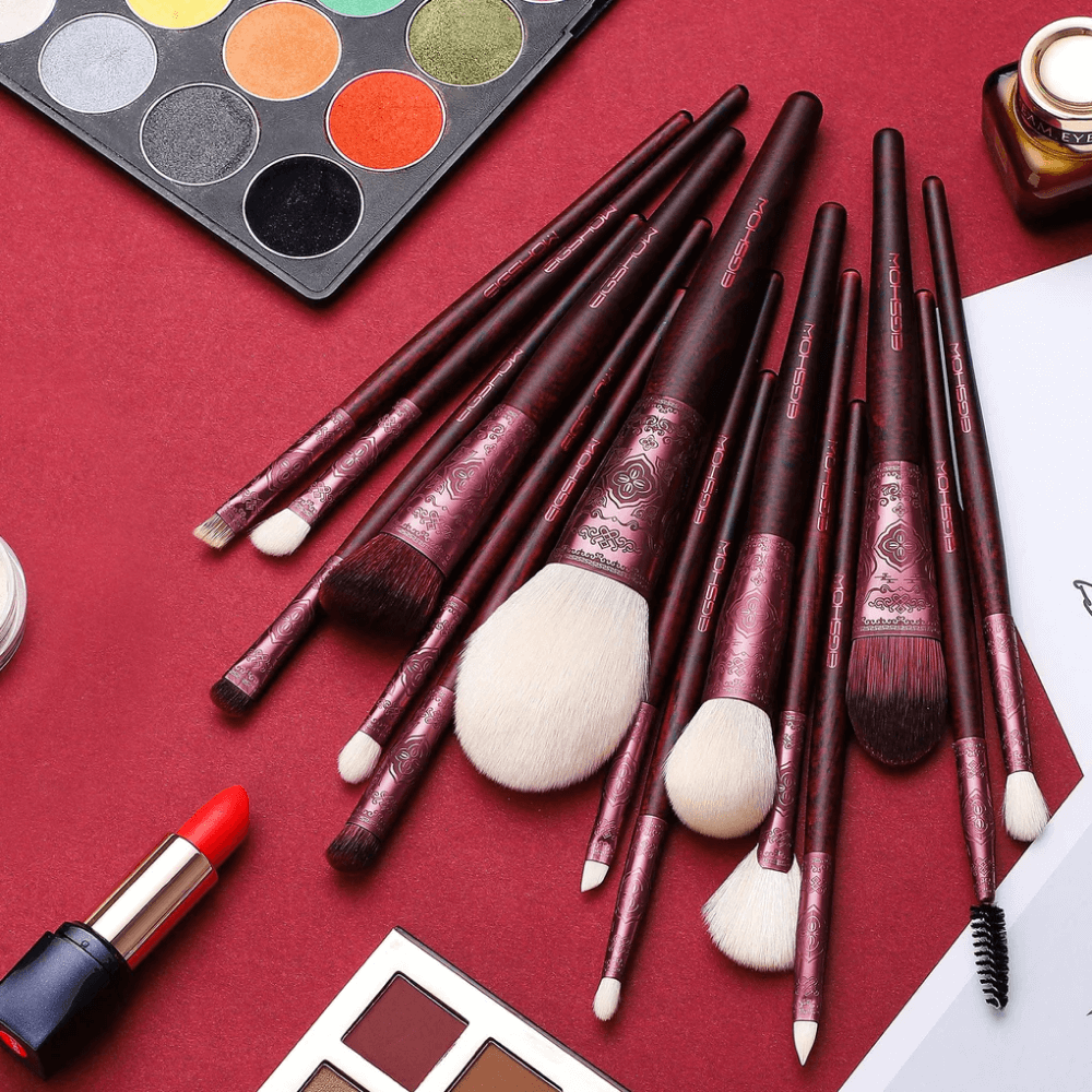 Splendid Series Red Flying Apsaras Makeup Brush Set 15 Pcs