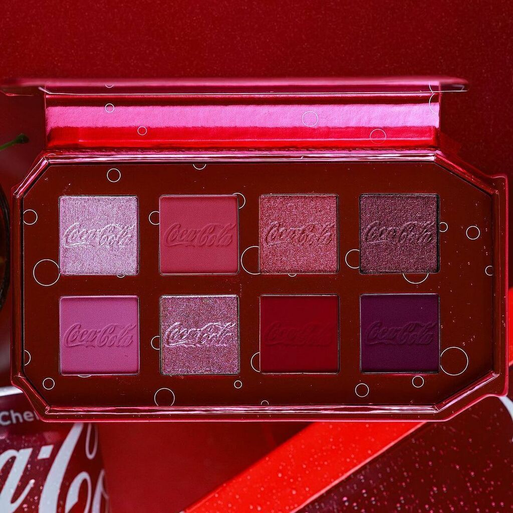 Coca-Cola & Glamlite Cherry Palette