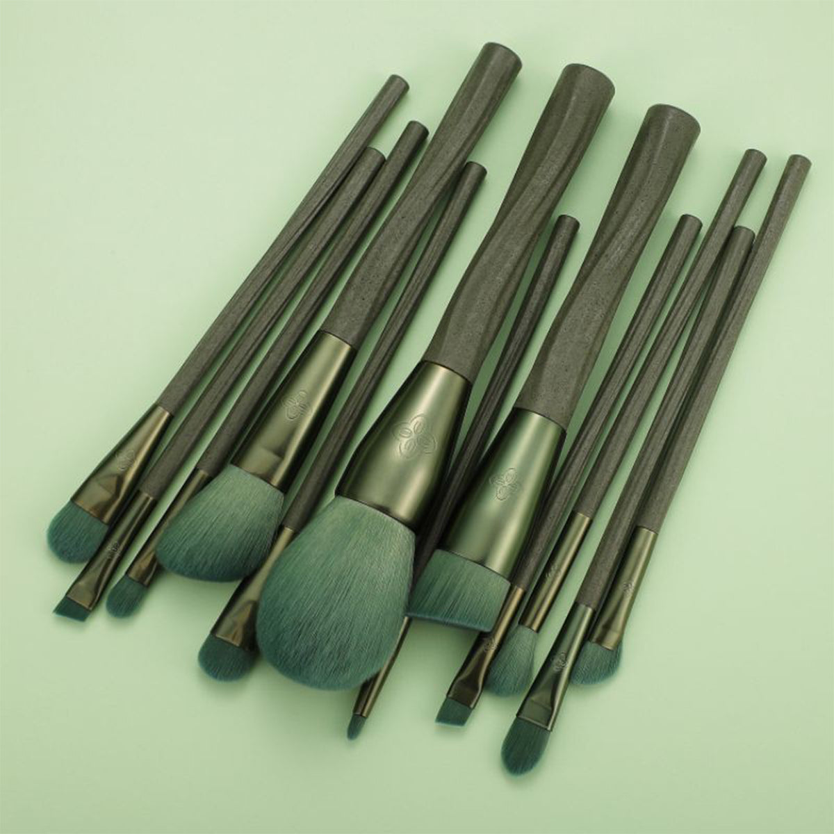 Serie Ecopro - Kit de pinceles de maquillaje de te de 12 piezas