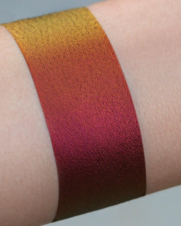 Day Dream Original Multi Chrome Loose Eyeshadow / Sombra de ojos 1g