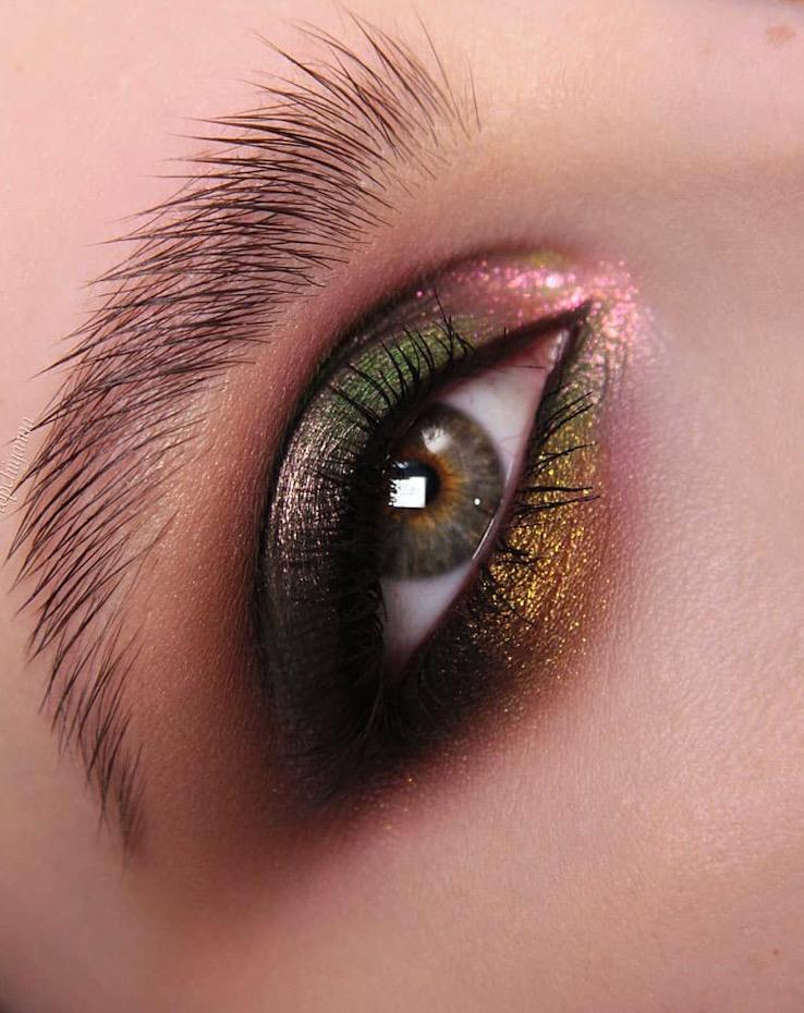 Multi Chrome Loose Eyeshadow Story Time