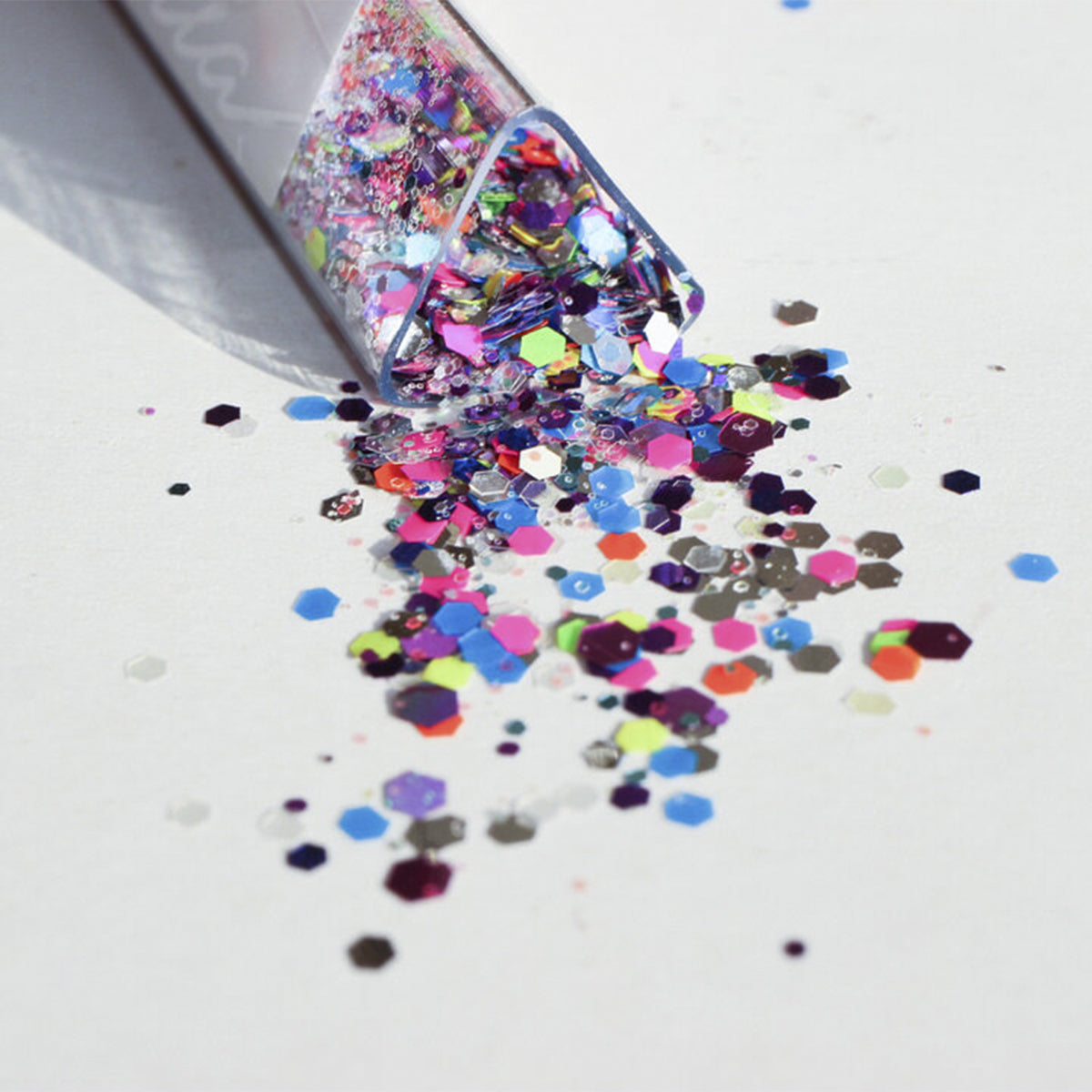 Party Favor (Artist Blend) 3.5 g / PRISMS Designer Glitter