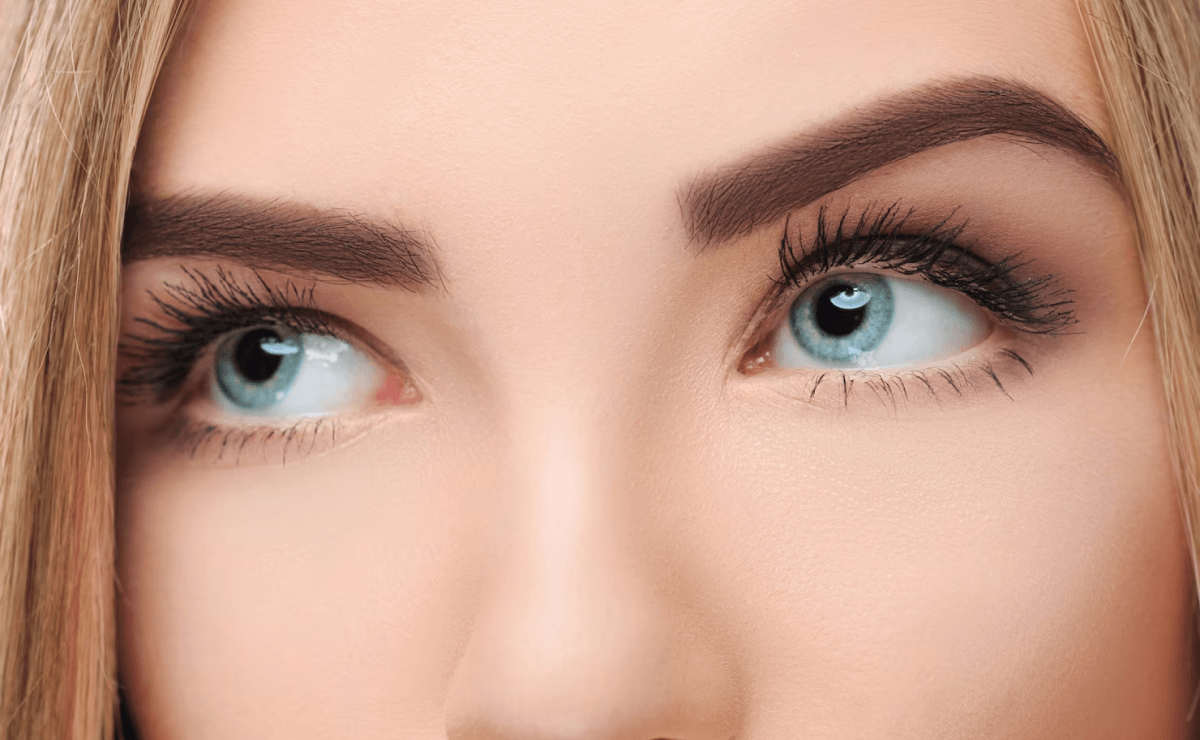 Maquillaje de ojos. 4 trucos para lucir más joven