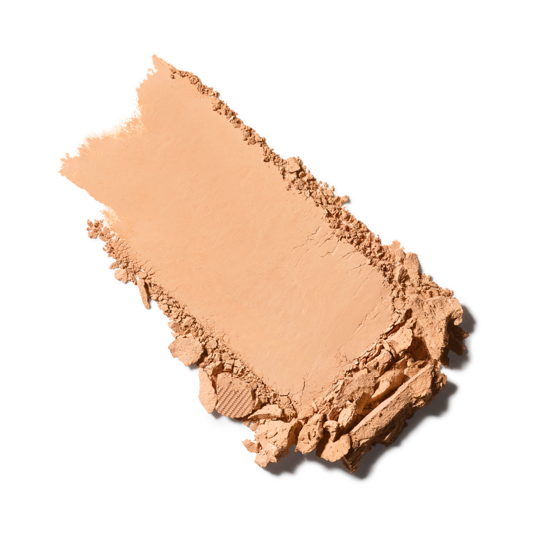 NC40 Studio Fix Powder Plus Foundation