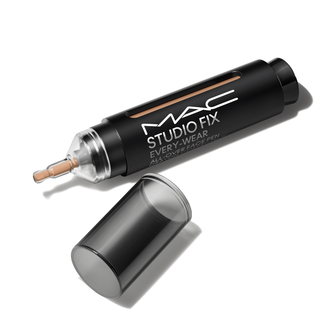 NC30 Fix Every-Wear All-Over Face Pen